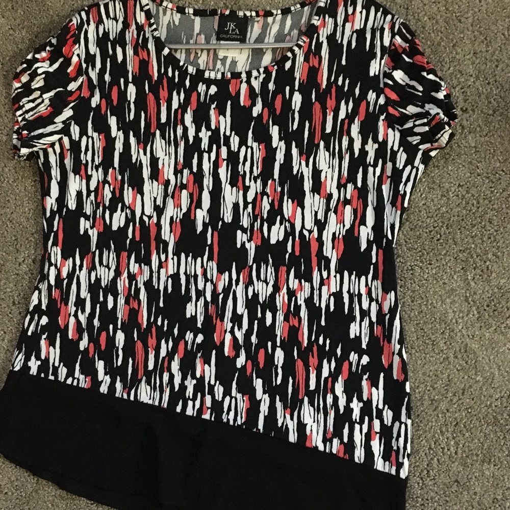 Patterned blouse